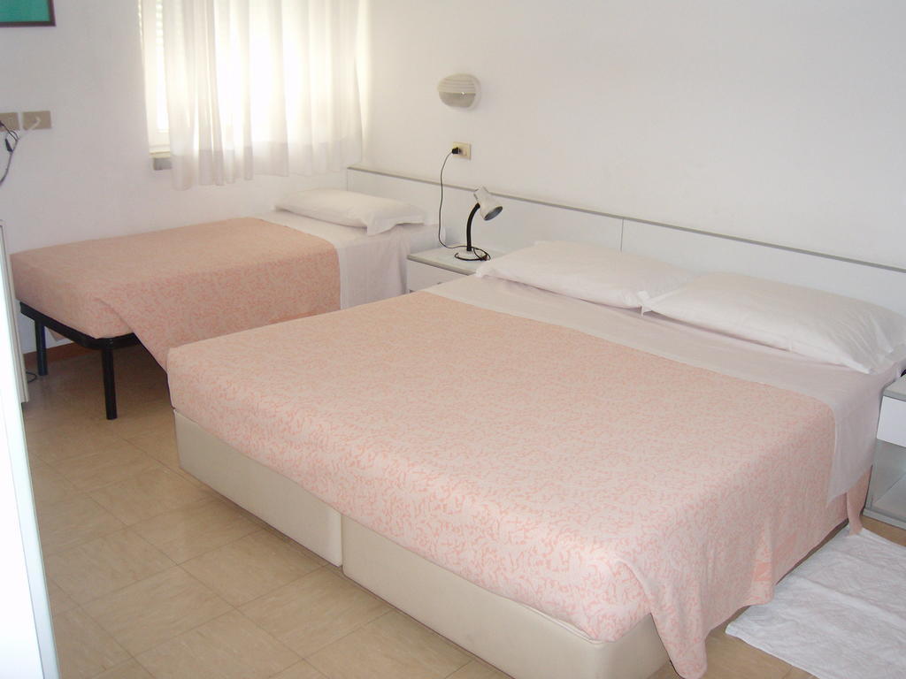 Hotel Villa Carla Grado Ruang foto